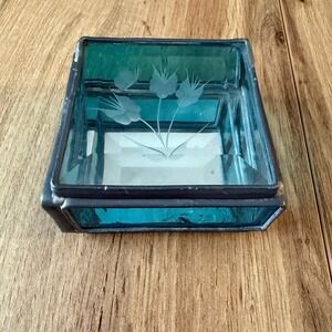 Vtg Small Glass Etched Flowers Brass Trinket Box Beveled Edge Blue